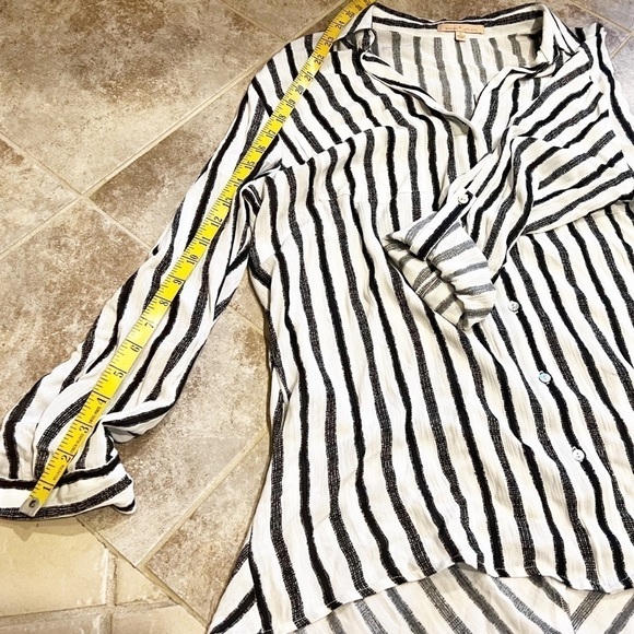 🆕 Gibson Latimer striped button down tunic top 3/4 sleeve black white sm… - Picture 5 of 8